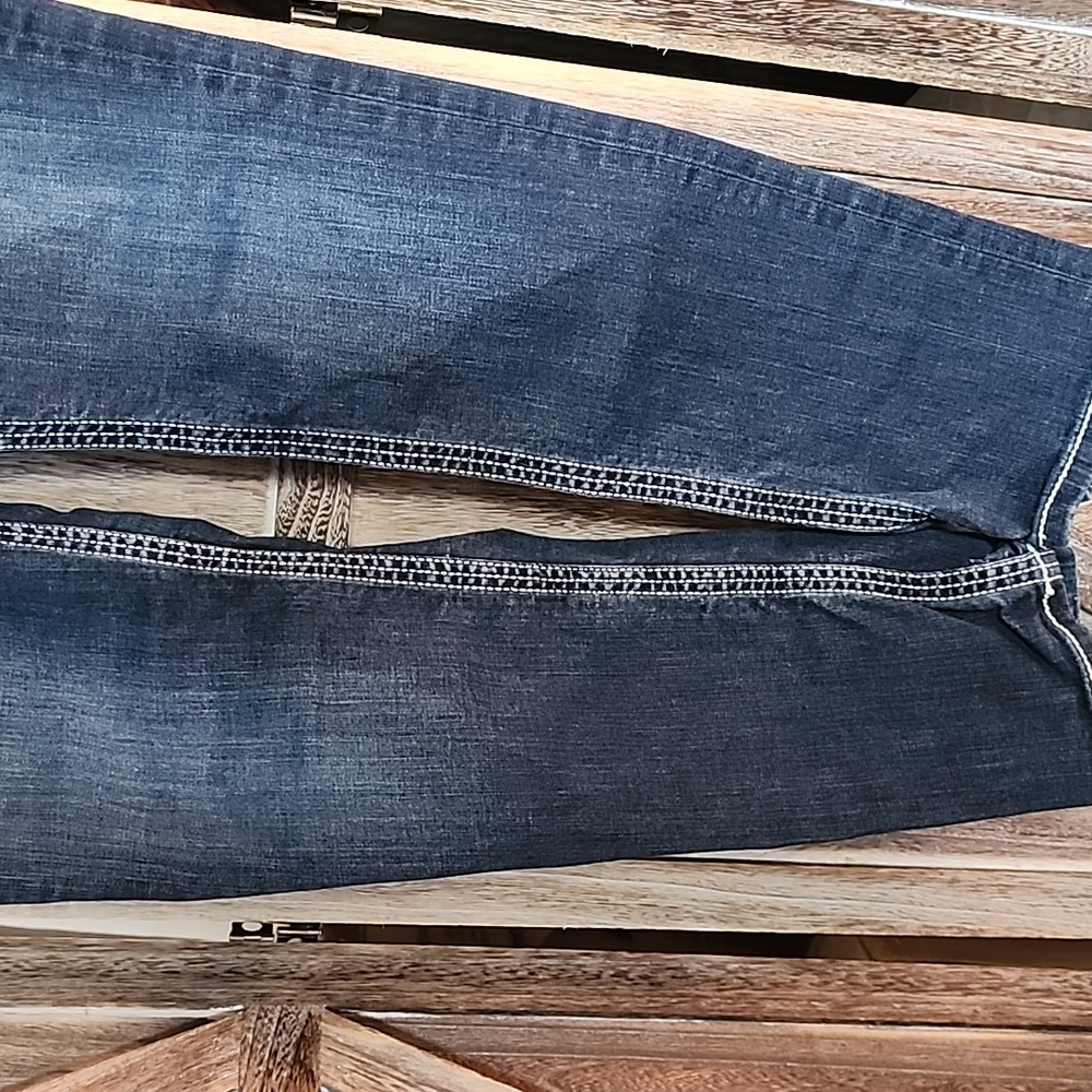 BKE Denim Ladies Payton Straight Leg Jeans - Picture 3 of 9